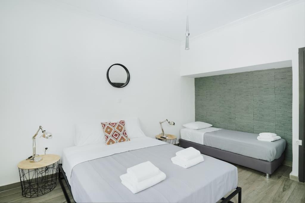 Apartamento A Place 4 U No18 Atenas Exterior foto